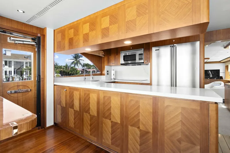 Slide: The Image of Ocean Alexander 85 E 2016 - 5070746