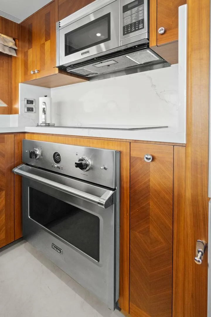 Slide: The Image of Ocean Alexander 85 E 2016 - 5070750