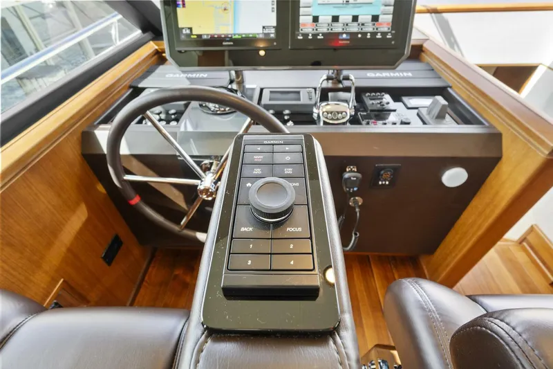 Slide: The Image of Ocean Alexander 85 E 2016 - 5070755