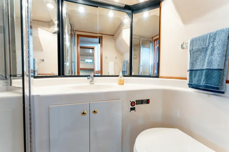 Slide: The Image of Bayliner 4788 1998 - 5197735