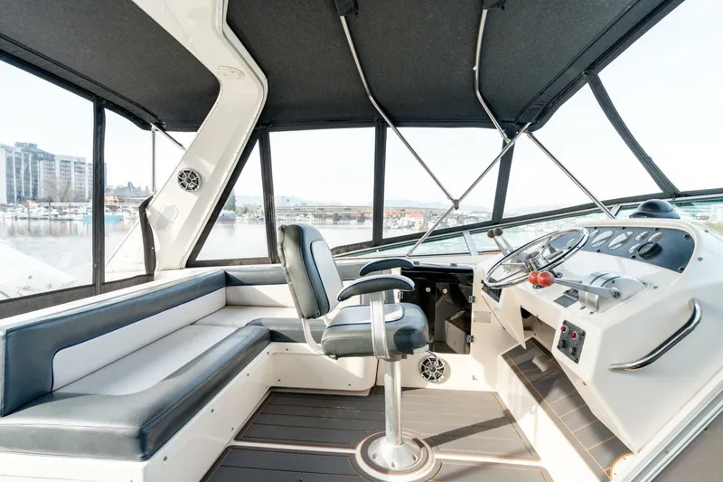 Slide: The Image of Bayliner 4788 1998 - 5197760