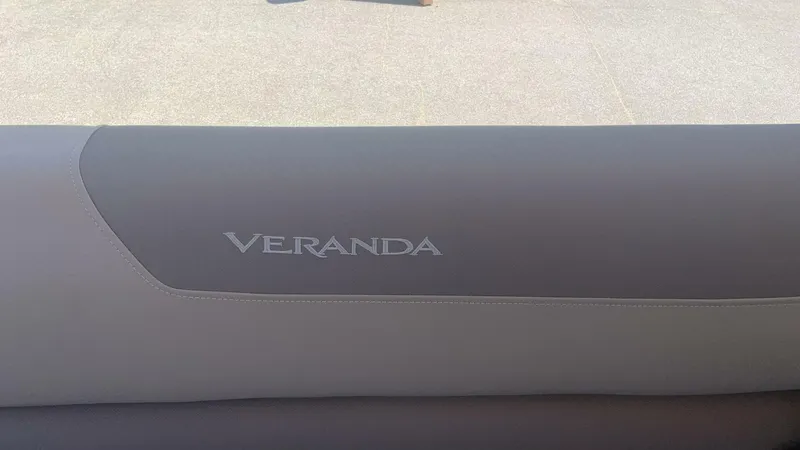Slide: The Image of Veranda VR22RC 2022 - 5075314