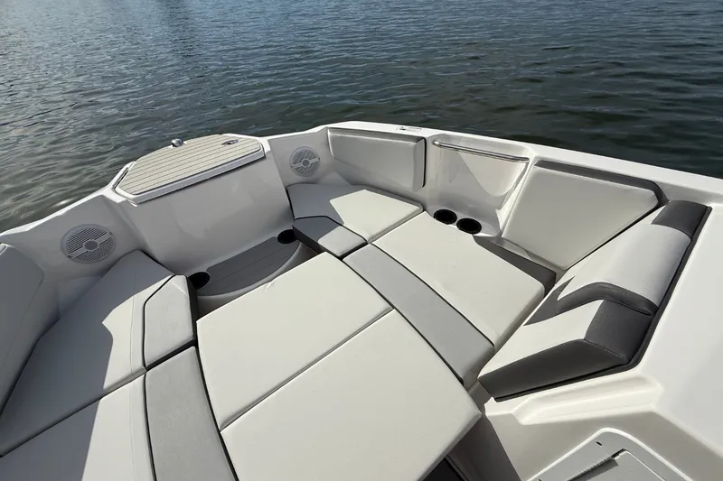 Slide: The Image of Yamaha AR220 2026 - 25