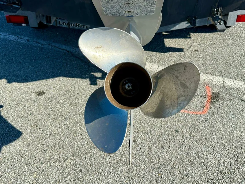 Slide: The Image of Boston Whaler 210 Dauntless 2020 - 5074598