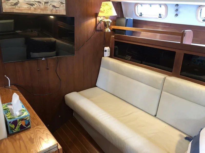 Slide: The Image of Catalina Morgan Classic 41 1988 - 5075334