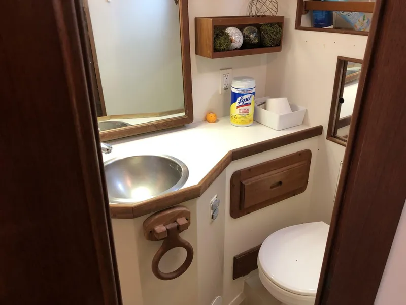 Slide: The Image of Catalina Morgan Classic 41 1988 - 5075354