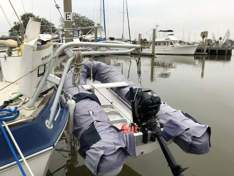 Slide: The Image of Catalina Morgan Classic 41 1988 - 5075323