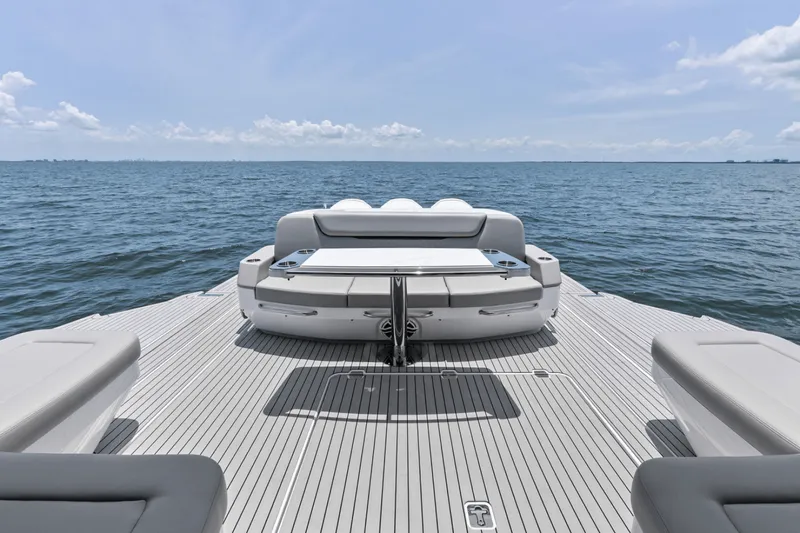 Slide: The Image of Cruisers 50 GLS 2025 - 5299868