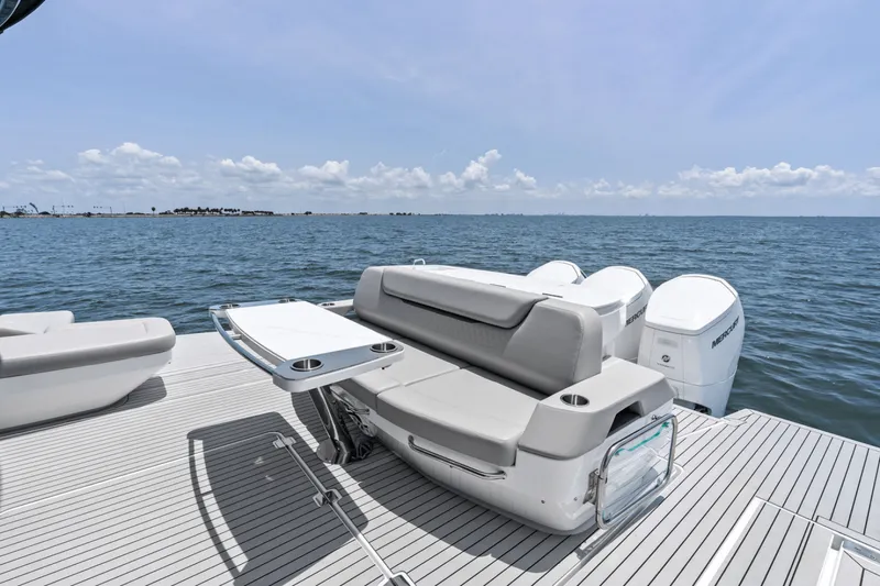 Slide: The Image of Cruisers 50 GLS 2025 - 5299869