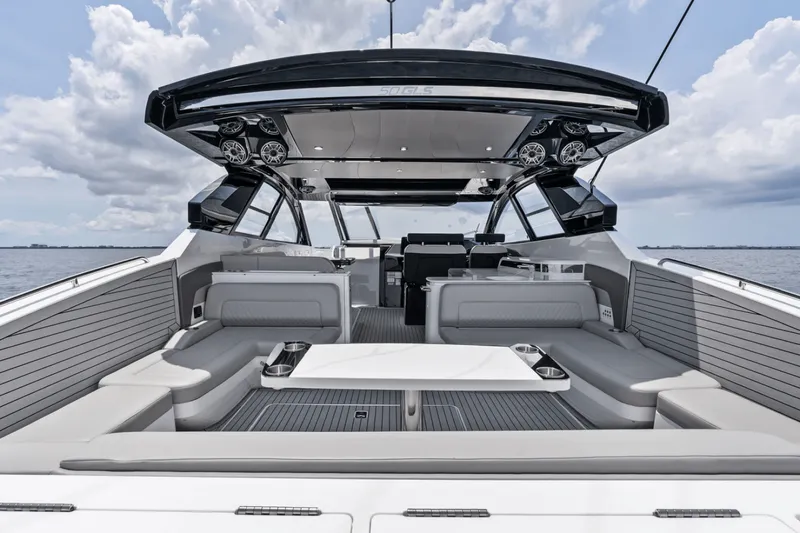 Slide: The Image of Cruisers 50 GLS 2025 - 5299896