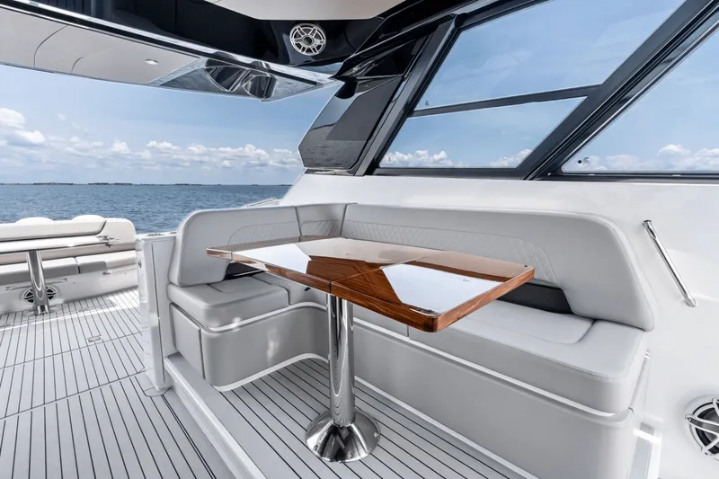 Slide: The Image of Cruisers 50 GLS 2025 - 5299899