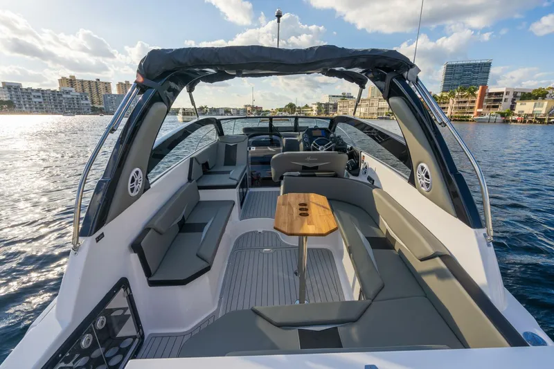 Slide: The Image of Hanover 305 2025 - 5077534