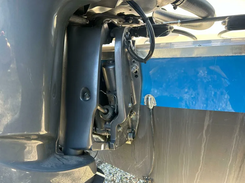 Slide: The Image of Grady-White 306 Bimini 1999 - 5078022