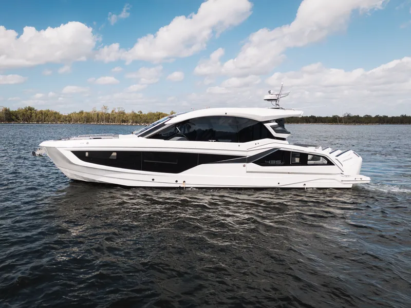 Slide: The Image of Galeon 435 GTO 2025 - 0