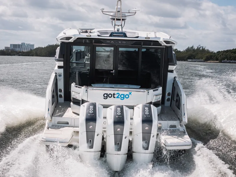 Slide: The Image of Galeon 435 GTO 2025 - 16