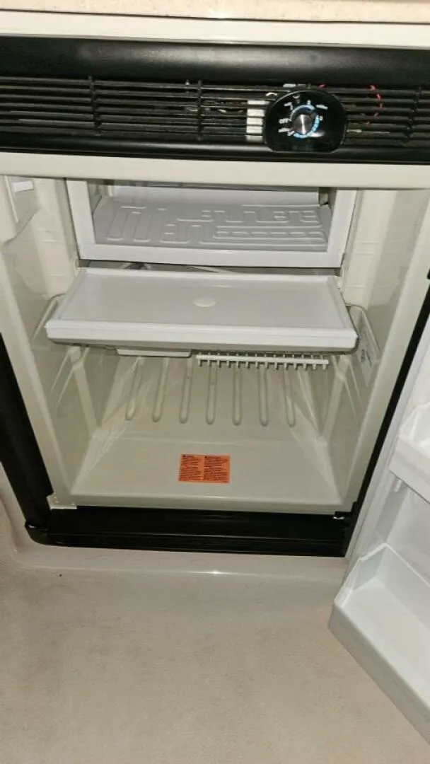 Slide: The Image of Chris-Craft 320 Express Cruiser 1998 - 5867052