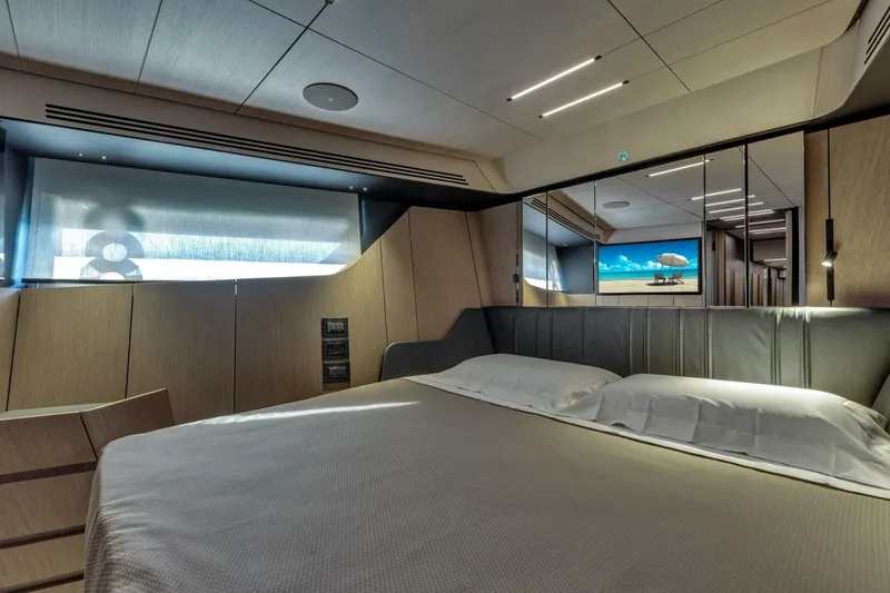 Slide: The Image of Pershing GTX80 2025 - 5080145