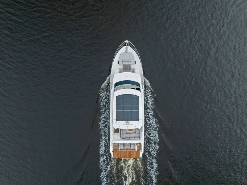 Slide: The Image of 2026 Absolute 62 Navetta NEW - 6710791
