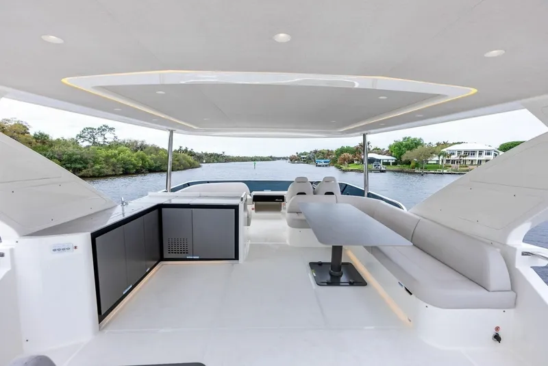 Slide: The Image of 2026 Absolute 62 Navetta NEW - 6710720