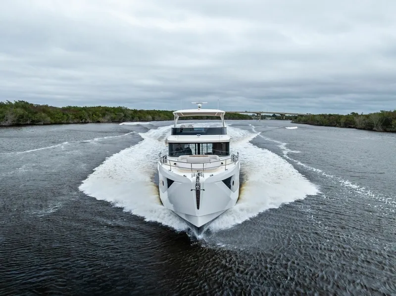 Slide: The Image of 2026 Absolute 62 Navetta NEW - 6710795