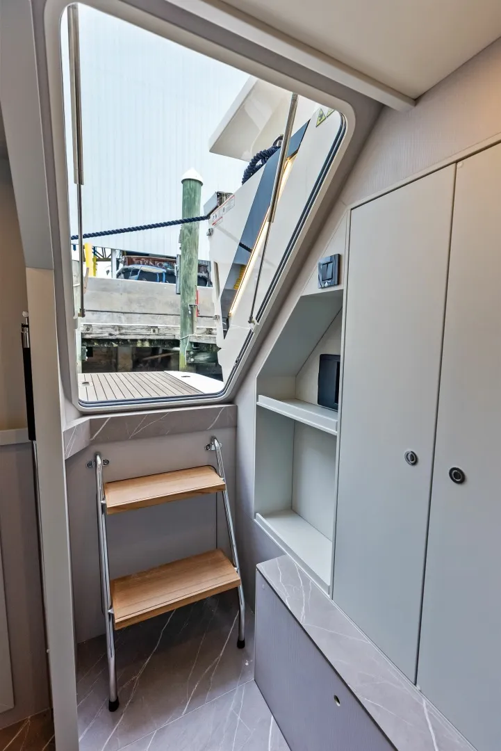 Slide: The Image of 2026 Absolute 62 Navetta NEW - 5999006