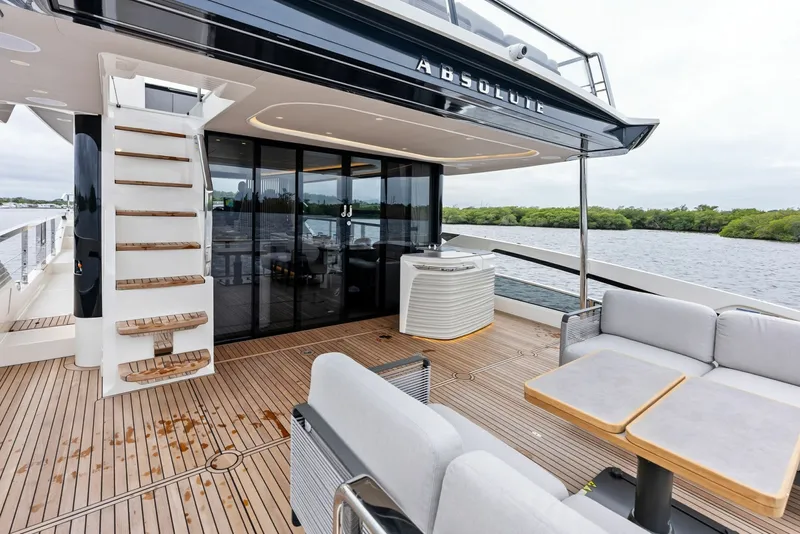 Slide: The Image of 2026 Absolute 62 Navetta NEW - 5998956