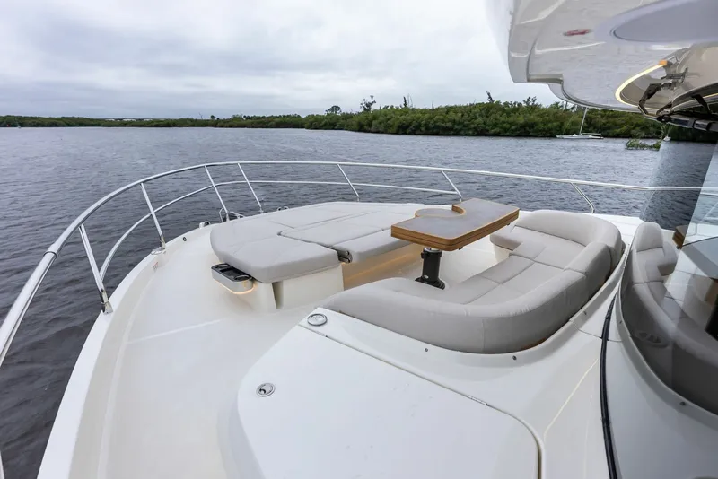 Slide: The Image of 2026 Absolute 62 Navetta NEW - 5998949