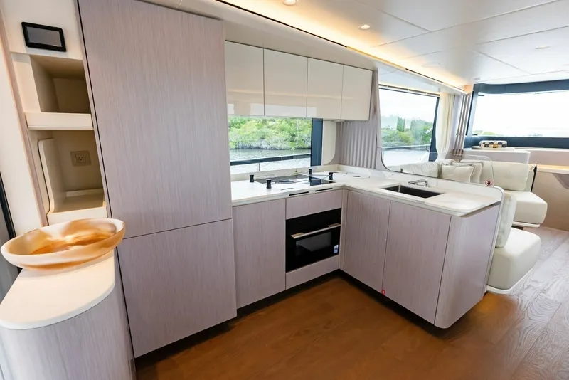 Slide: The Image of 2026 Absolute 62 Navetta NEW - 6710723