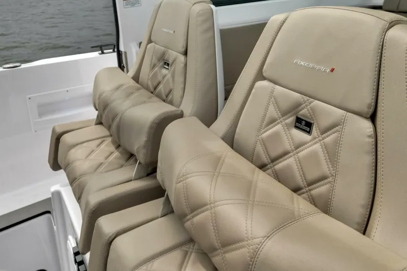 Slide: The Image of Axopar XC Cross Cabin 2023 - 5215453