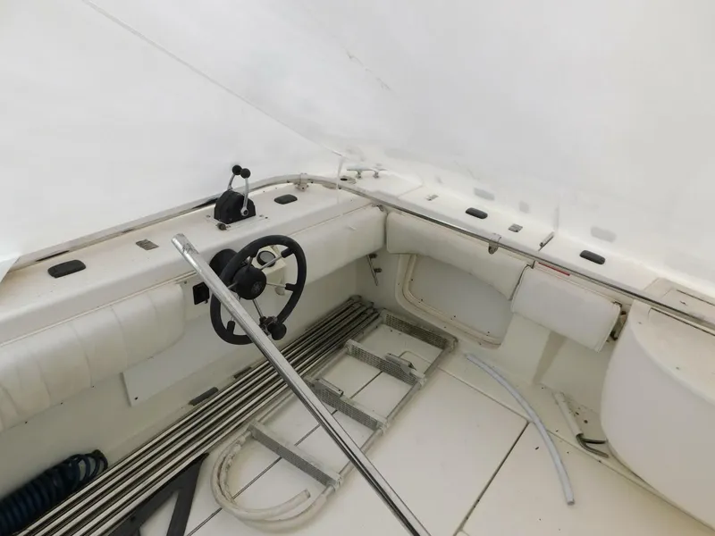 Slide: The Image of Sea Ray 310 Amberjack 1993 - 5082000