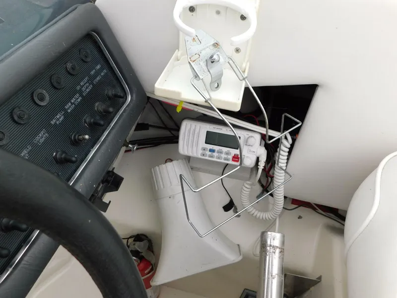 Slide: The Image of Sea Ray 310 Amberjack 1993 - 5082008