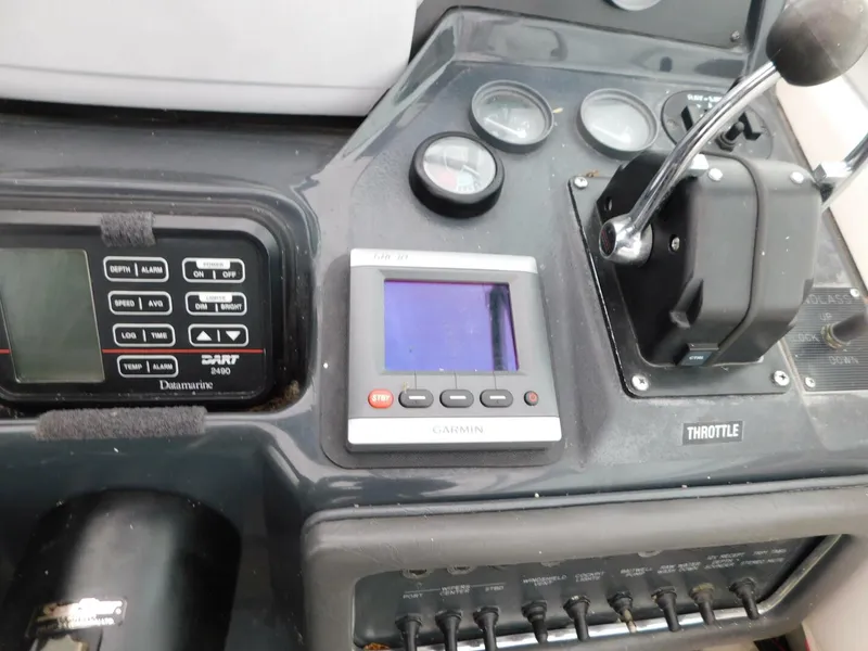 Slide: The Image of Sea Ray 310 Amberjack 1993 - 5082012