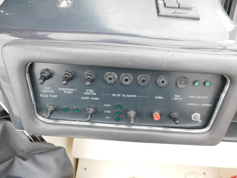 Slide: The Image of Sea Ray 310 Amberjack 1993 - 5082013