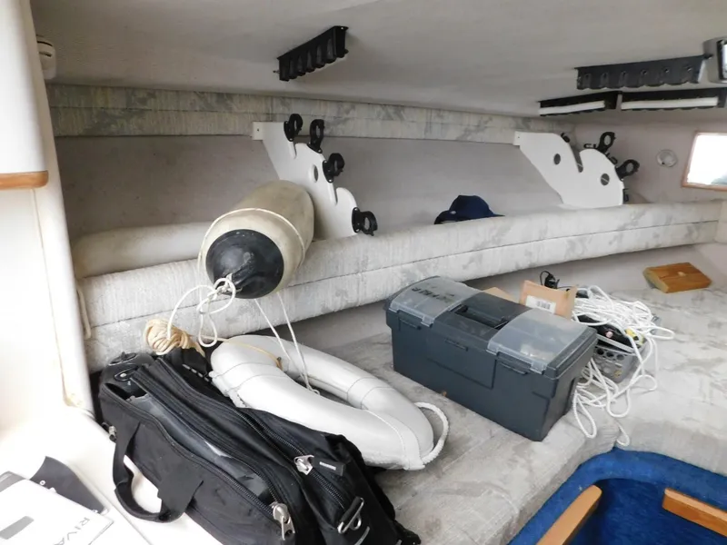 Slide: The Image of Sea Ray 310 Amberjack 1993 - 5082023