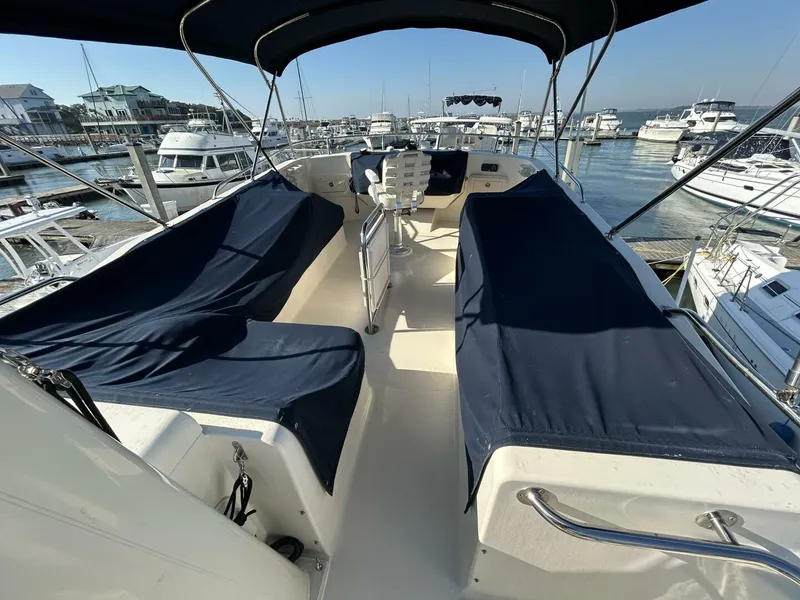 Slide: The Image of 40' Mainship flybridge covered - 5082254
