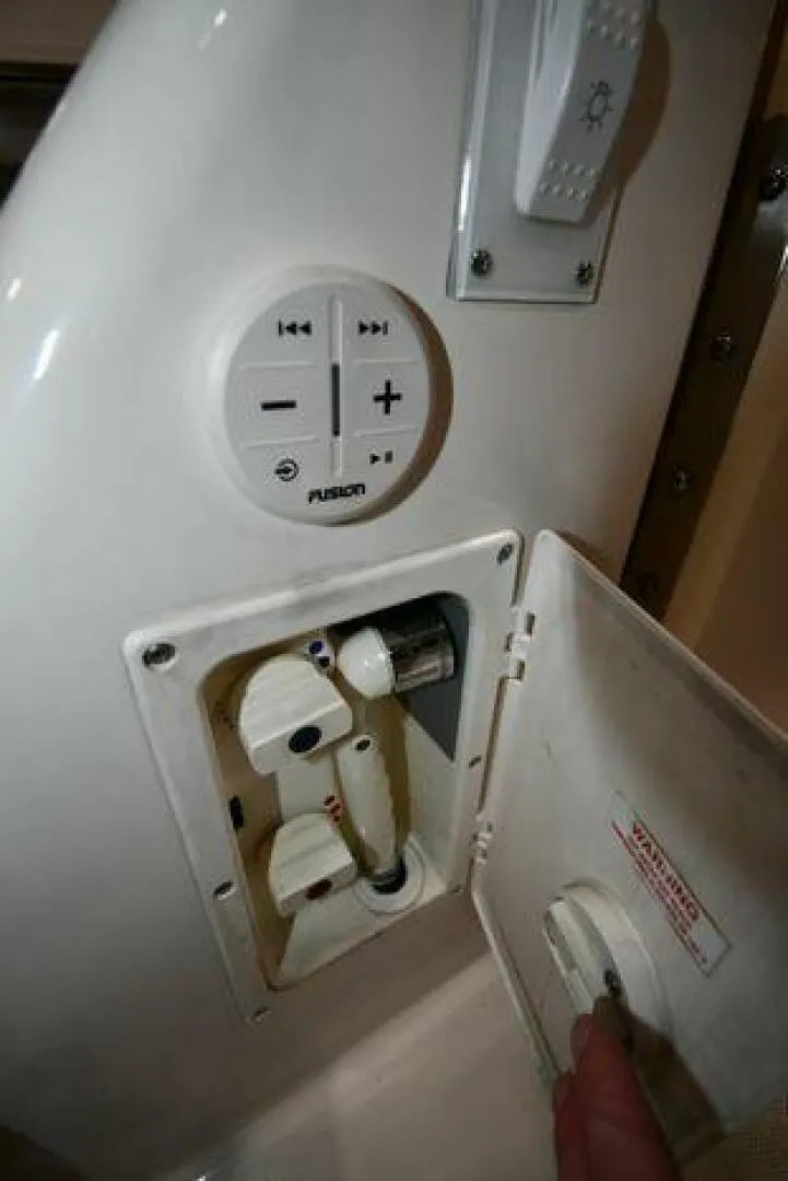 Slide: The Image of Sea Ray 460 Sundancer 2000 - 5083581