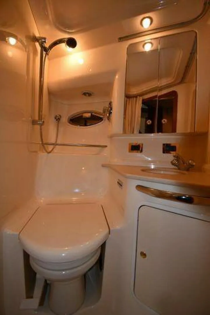 Slide: The Image of Sea Ray 460 Sundancer 2000 - 5083584