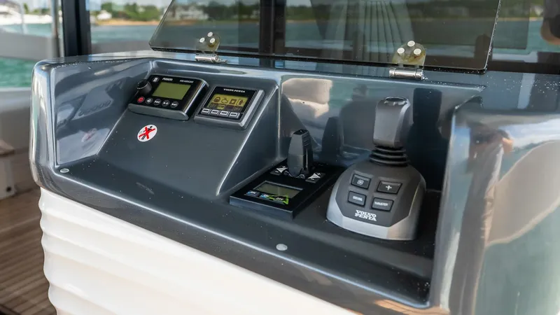 Slide: The Image of Absolute Navetta 53 2026 - 5618804