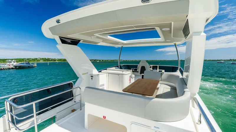 Slide: The Image of Absolute Navetta 53 2026 - 5618797