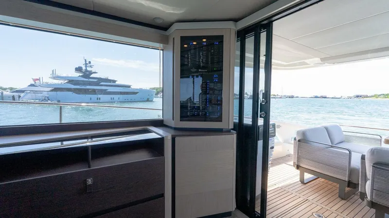 Slide: The Image of Absolute Navetta 53 2026 - 5618812