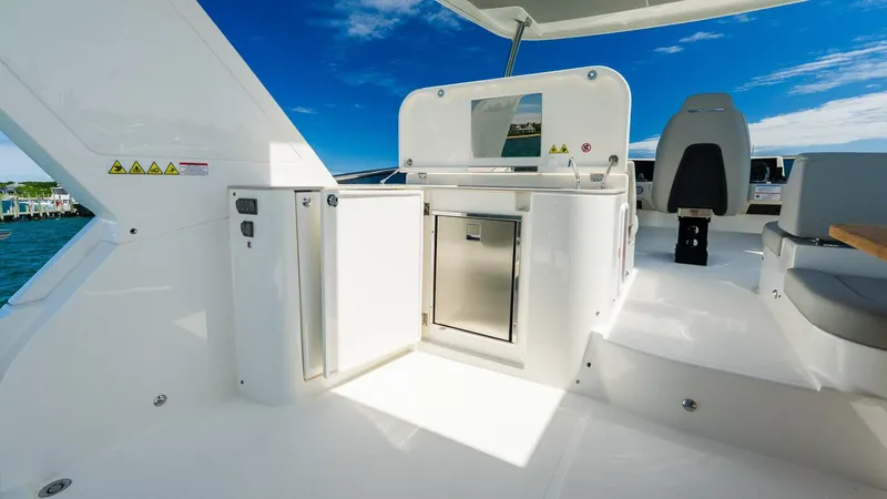 Slide: The Image of Absolute Navetta 53 2026 - 5618799