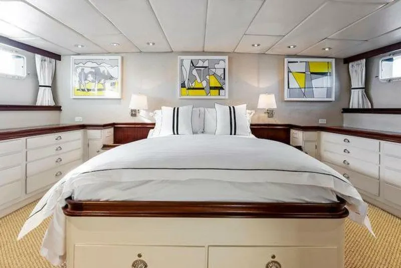 Slide: The Image of Burger 310C 1973 - 5085421