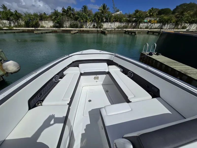 Slide: The Image of Monterey 378 SE 2018 - 5116846