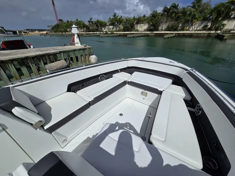 Slide: The Image of Monterey 378 SE 2018 - 5116847