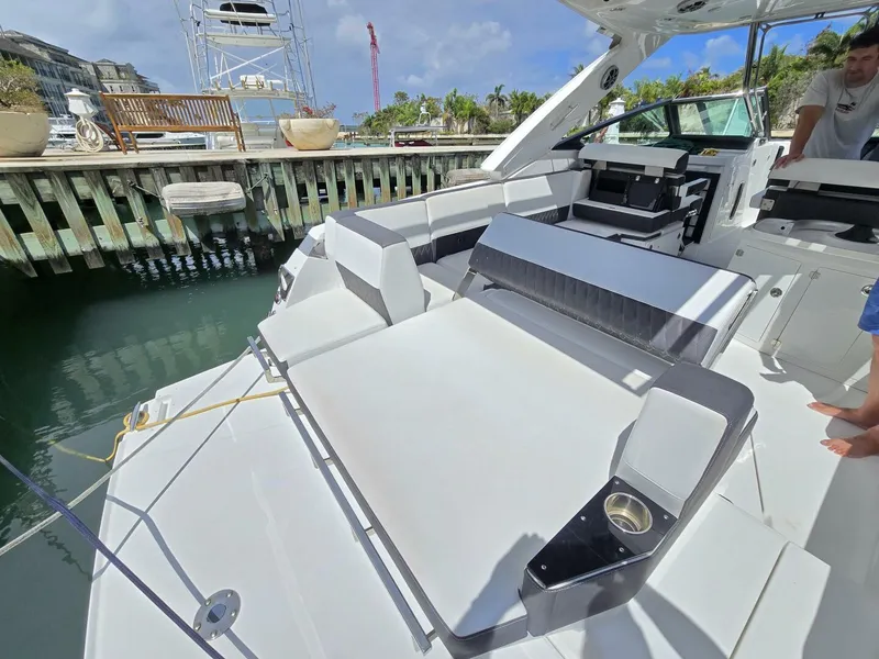 Slide: The Image of Monterey 378 SE 2018 - 5116832