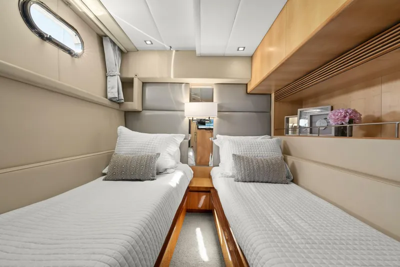 Slide: The Image of 2013 Horizon PC60 - Guest Cabin - 5125657