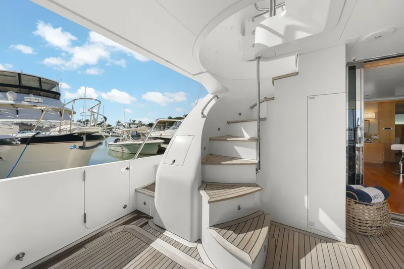 Slide: The Image of 2013 Horizon PC60 - Stairs to Aft Deck - 5125704