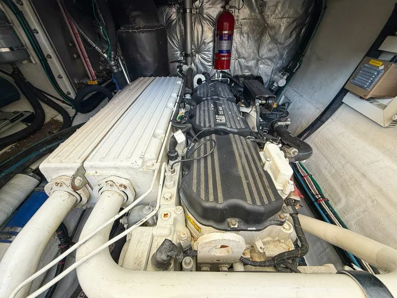 Slide: The Image of 2013 Horizon PC60 - Engine Room - 5125798