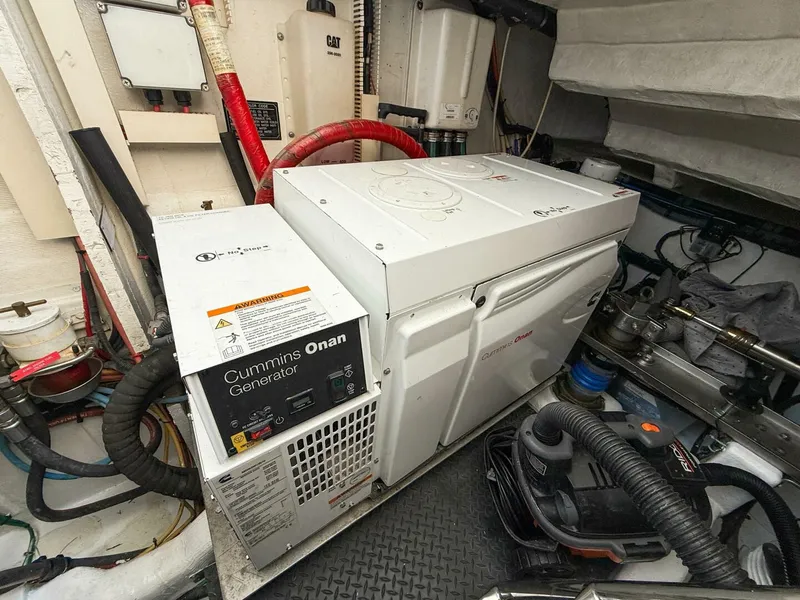 Slide: The Image of 2013 Horizon PC60 - Engine - 5125806