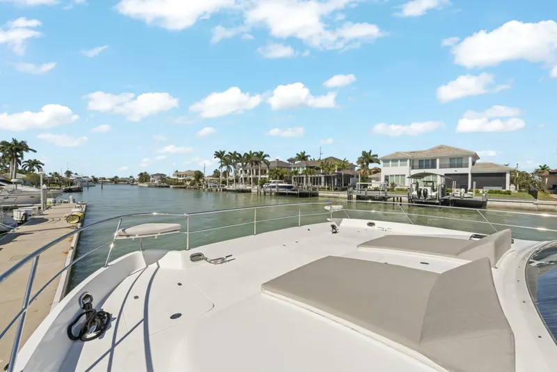 Slide: The Image of 2013 Horizon PC60 - Sun Lounge - 5125752